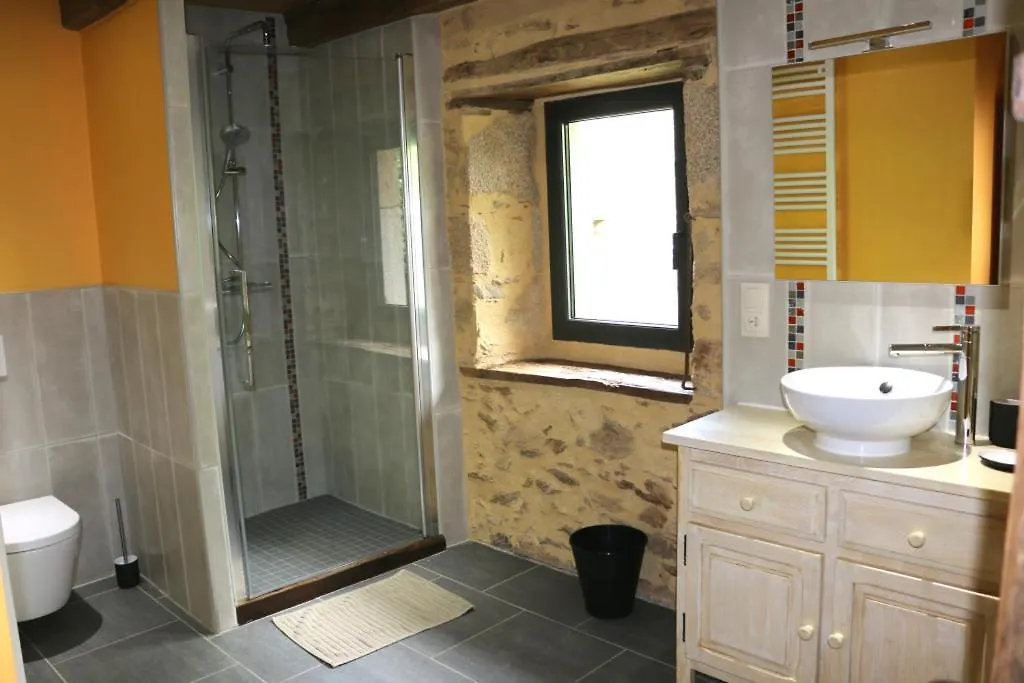Bed & Breakfast Chambre Spacieuse Dans Maison De Caractere, Au Calme, Avec Belle Vue Saint-Cirgues